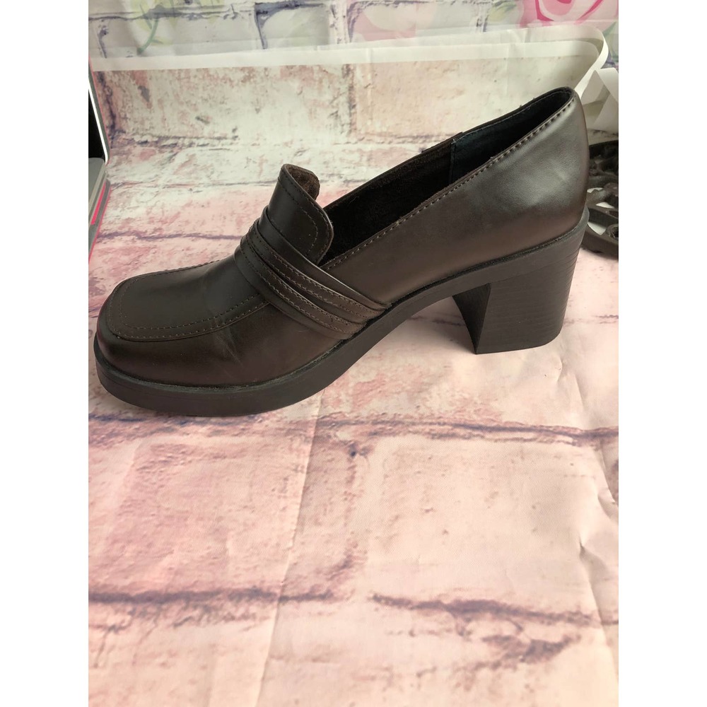 Mudd Women 9 Brown Loafers Stacked Platform Chunky